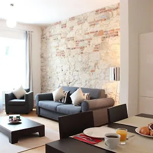 mh-apartments-central-prague.praguehotelsweb.com/