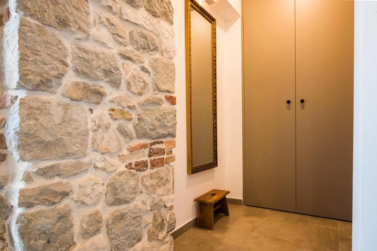 Memento Apartment - In The Heart Of Old Town Split